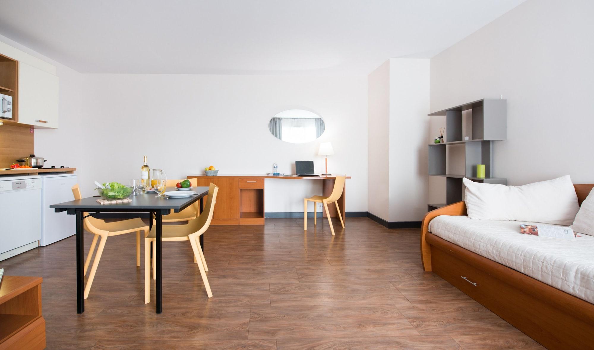 Comfort Aparthotel Saint-Nazaire Les Portes De L Ocean Exterior foto